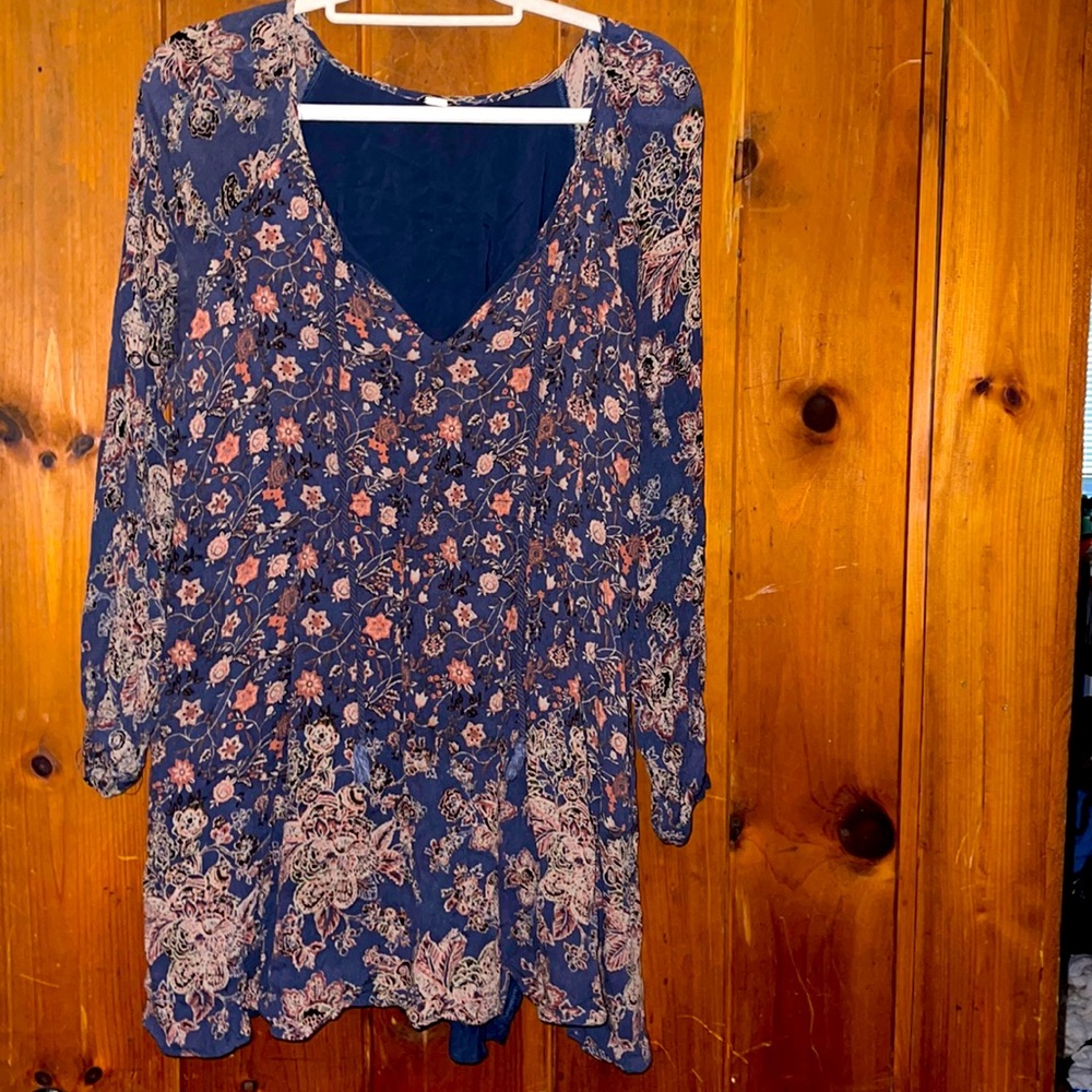 Free people v neck floral print bubble sleeve tassel accent dress